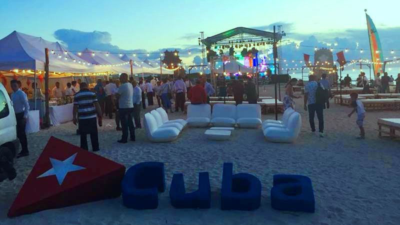 Куба с предложениями туризма