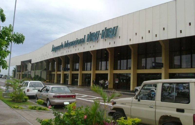 аэропорт  "Виру-виру" в городе Санта-Крус