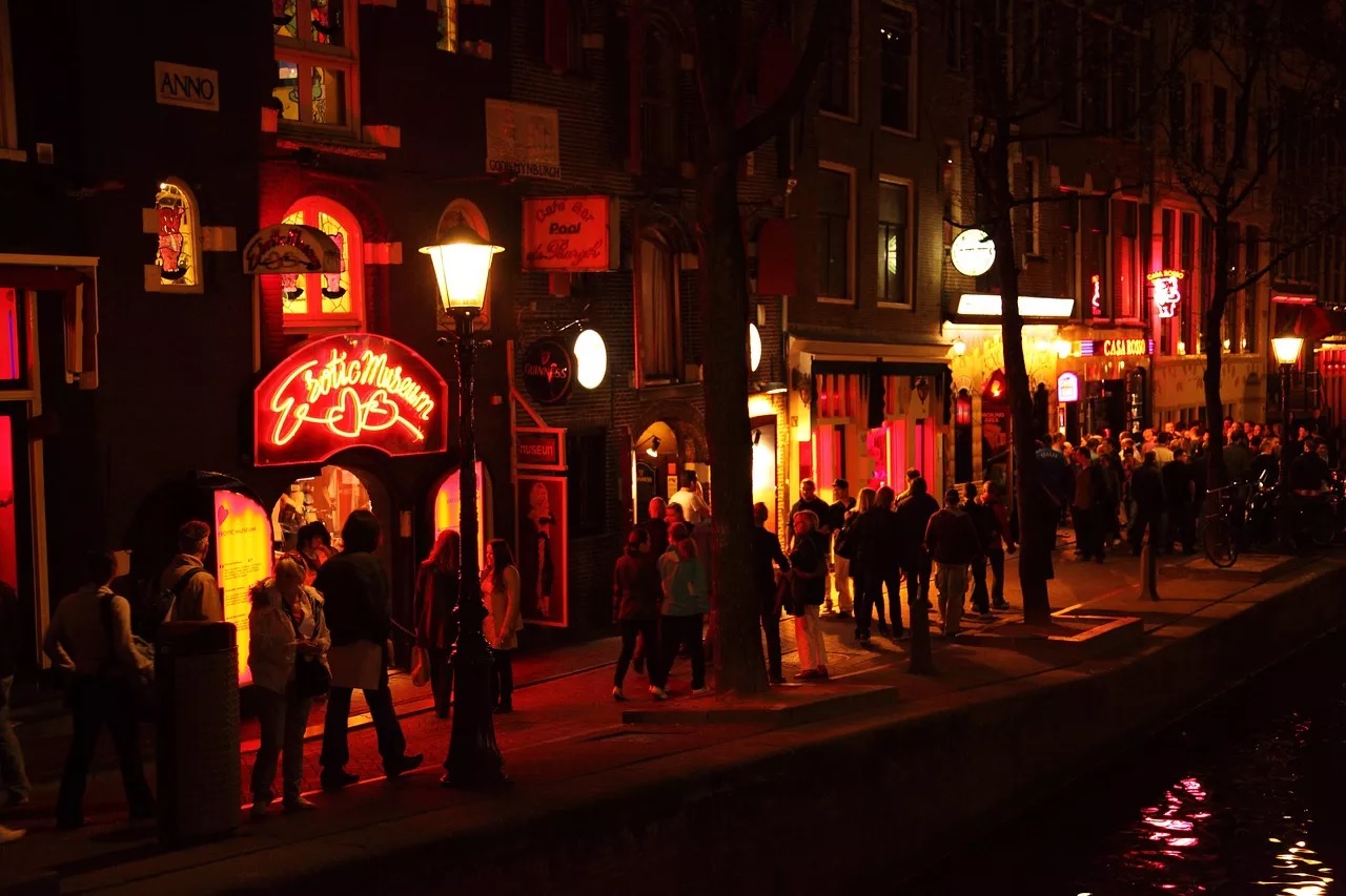  район красных фонарей в Амстердаме 