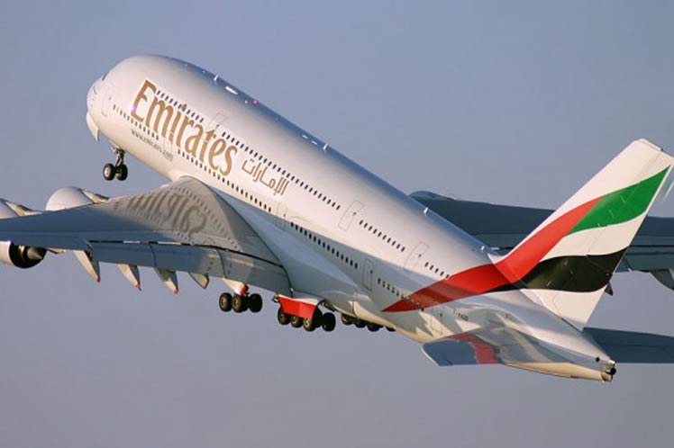 Компания Emirates сократит полеты в США после ограничений Трампа 