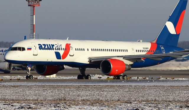 Российский самолет совершил аварийную посадку в США