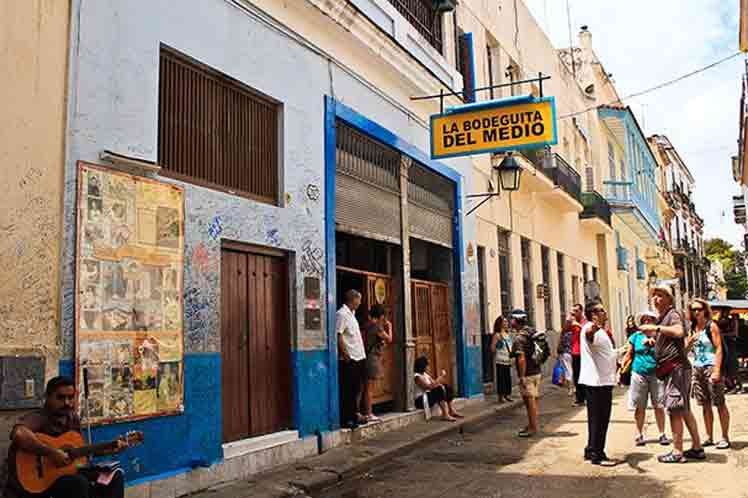 Любимый туристами кубинский ресторан отмечает 68 лет 