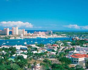 Латиноамериканцы все больше едут на Багамы