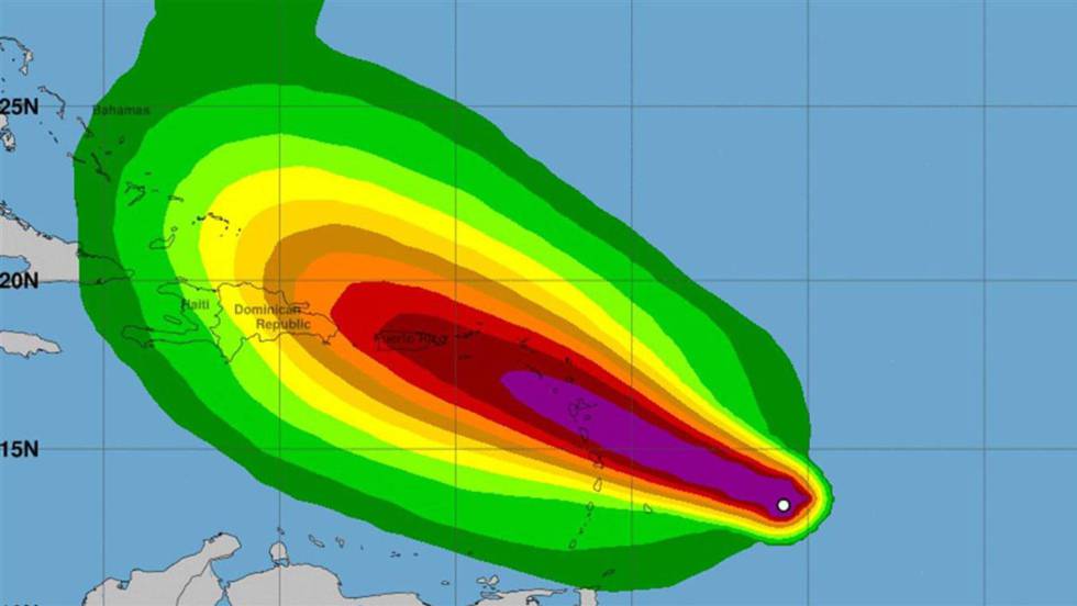 Доминика просит международной помощи после разрушительного урагана 