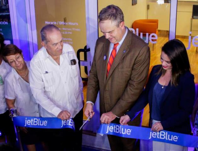 Авиакомпания JetBlue открывает два офиса на Кубе