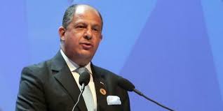 ЮНВТО назначает президента Коста-Рики Специальным послом